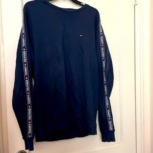 Tommy Hilfiger navy sweater size: XL